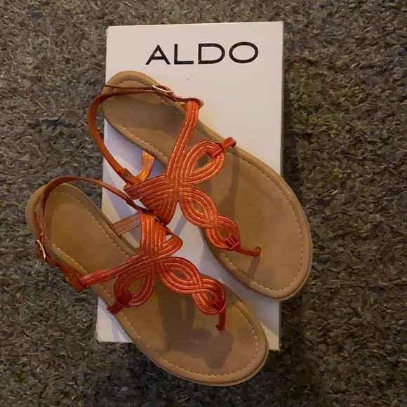 Aldo Flat Sandals - Picture 2 of 4